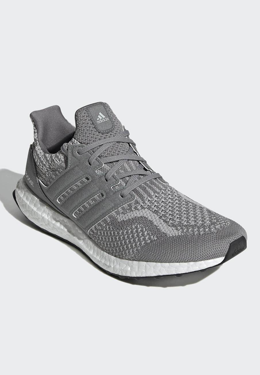 Фото № 3 с приближением к товару «‎Adidas Ultraboost 5.0 Dna »