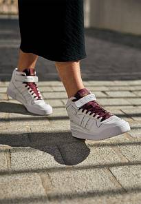Фото № 5 с приближением к товару «‎Adidas Forum »