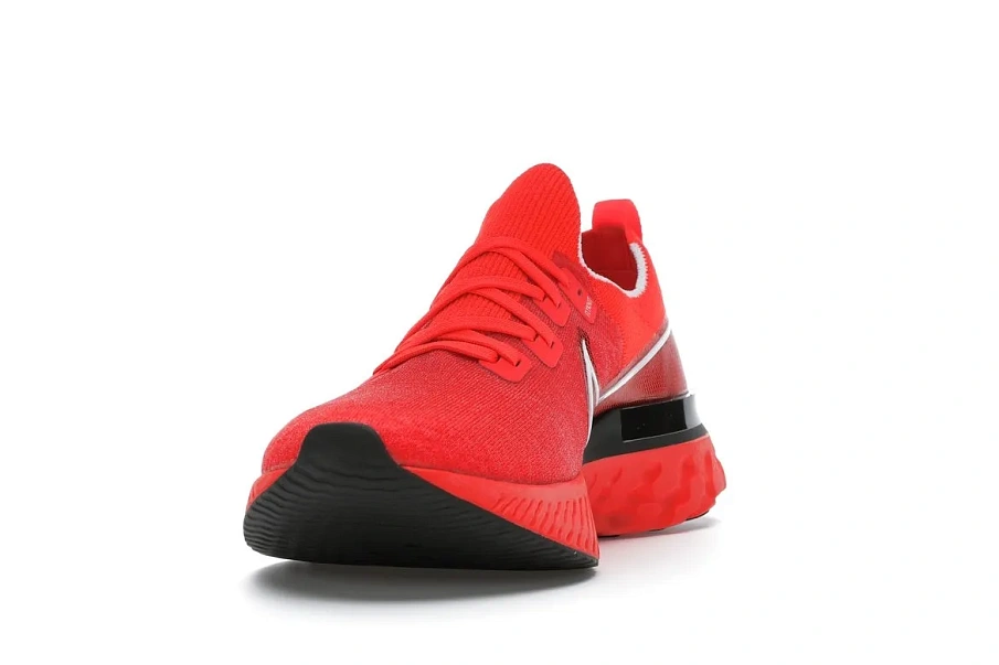 Фото № 3 с приближением к товару «‎Nike React Infinity Run Flyknit Bright Crimson Black»