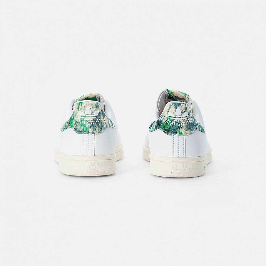 Фото № 3 с приближением к товару «‎Adidas Stan Smith »