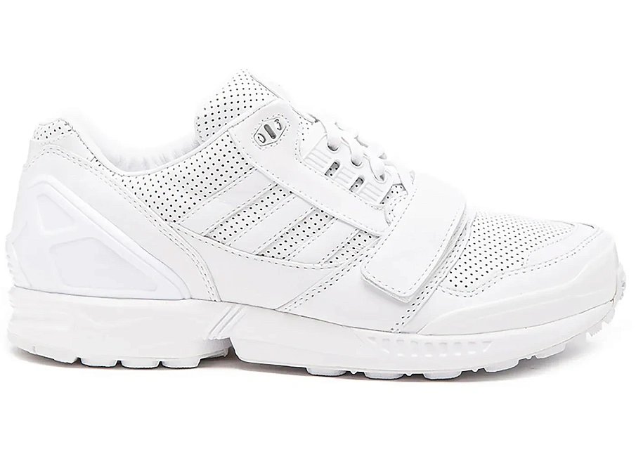 Фото № 1 с приближением к товару «‎adidas ZX 8000 Low Junn.J White»