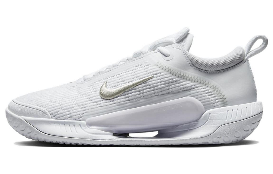 Фото № 1 с приближением к товару «‎ Nike Air Zoom BB NXT Tennis shoes»