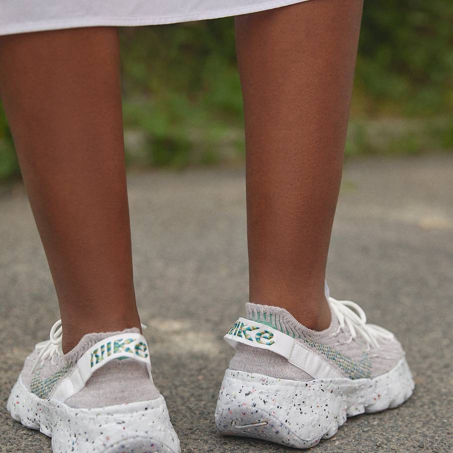 Фото № 3 с приближением к товару «‎Nike Space Hippie »
