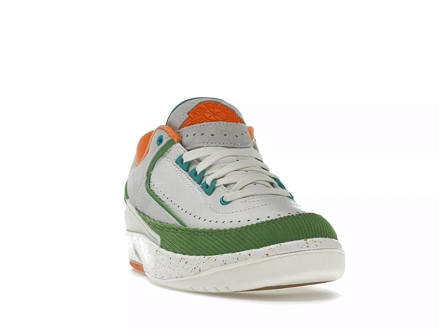 Фото № 4 с приближением к товару «‎Jordan 2 Retro Low TITAN »