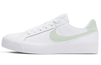 Фото № 1 с приближением к товару «‎Nike Court Royale AO2810-111 White»