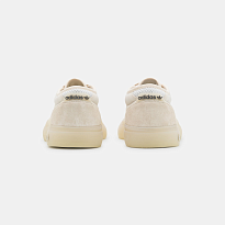 Фото № 3 с приближением к товару «‎Adidas Cassina »