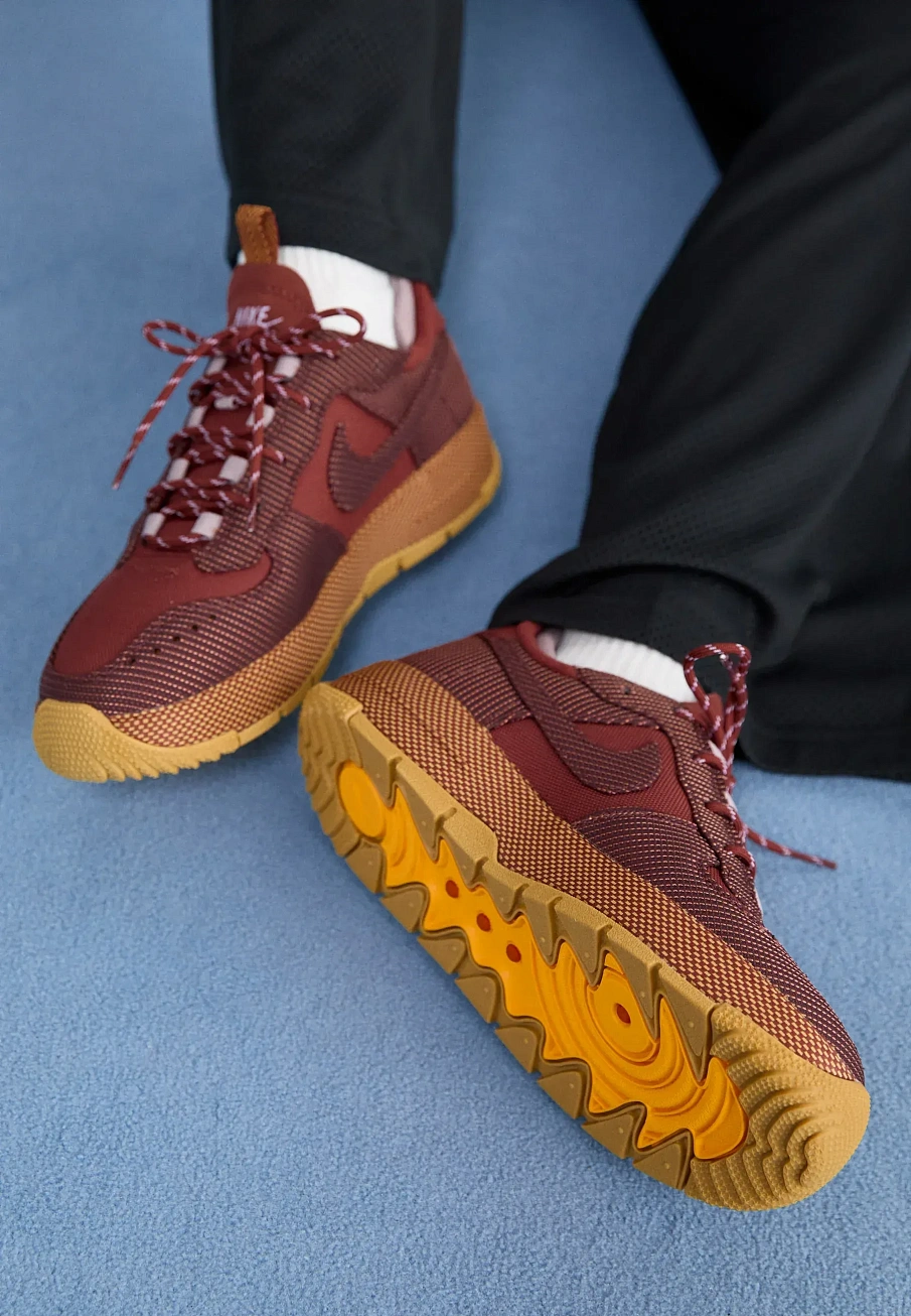 Фото № 2 с приближением к товару «‎AIR FORCE 1 WILD»