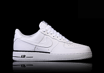Фото № 1 с приближением к товару «‎Nike Air Force 1 ’07 »