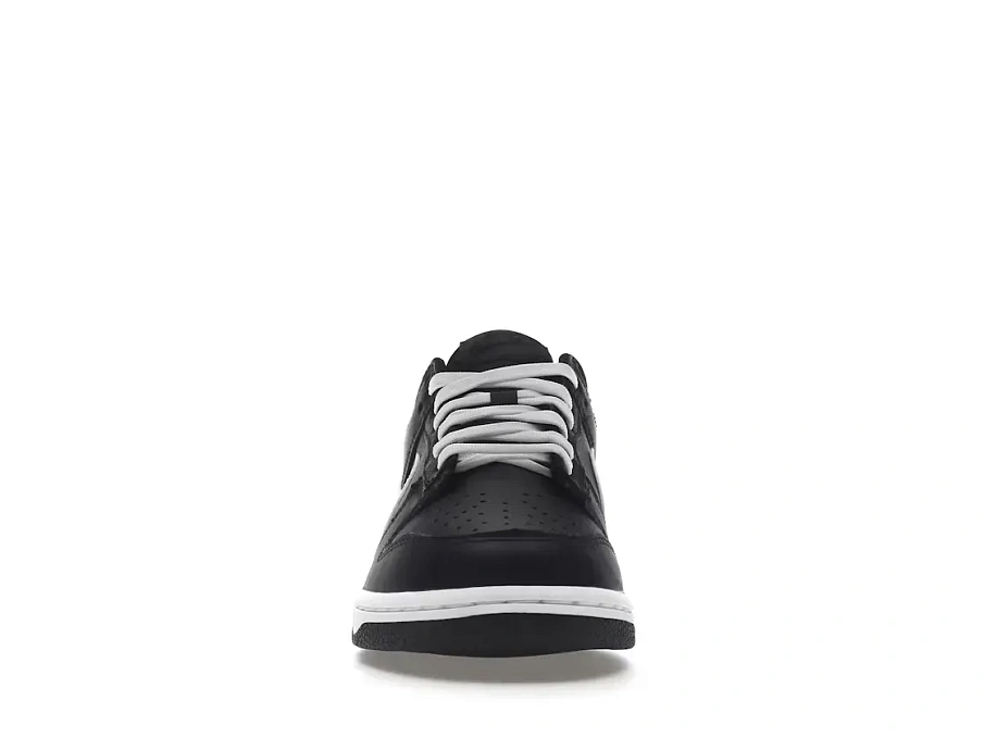Фото № 2 с приближением к товару «‎Nike Dunk Low»