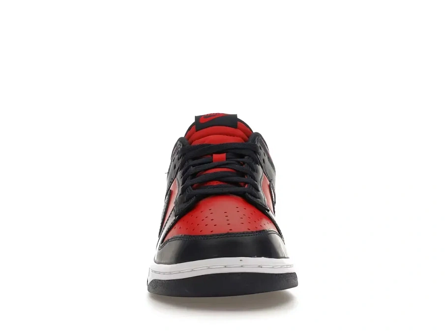 Фото № 2 с приближением к товару «‎Nike Dunk Low Retro SE»