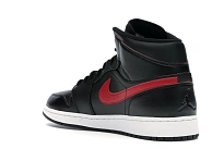 Фото № 6 с приближением к товару «‎Jordan 1 Retro Mid Black Team Red»