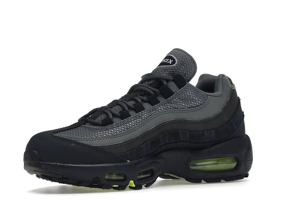 Фото № 3 с приближением к товару «‎Nike Air Max 95 Seahawks»