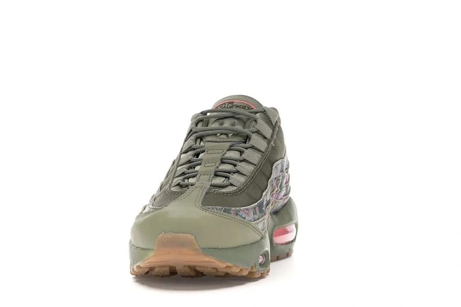 Фото № 3 с приближением к товару «‎Nike Air Max 95 Floral Neutral Olive »
