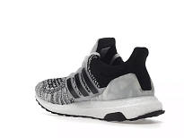 Фото № 2 с приближением к товару «‎adidas Ultra Boost 1.0 DNA Oreo (2022)»