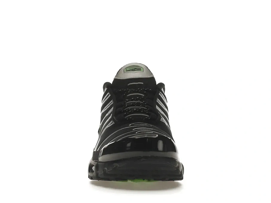 Фото № 2 с приближением к товару «‎Nike Air Max Plus Black Silver Green Strike»