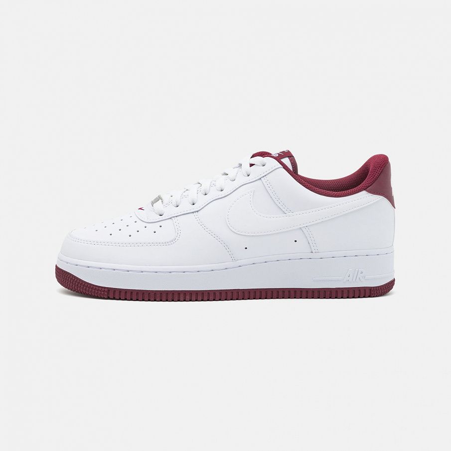 Фото № 1 с приближением к товару «‎Nike Air Force 1 ’07 »