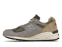 Фото № 3 с приближением к товару «‎New Balance 990v2»