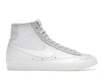 Фото № 1 с приближением к товару «‎Nike Blazer Mid 77 Vintage Sail Platinum Tint»