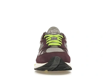 New Balance 991v2 - 2