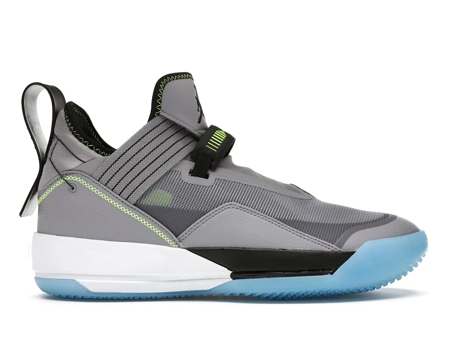 Фото № 1 с приближением к товару «‎Jordan XXXIII SE Cement Grey»