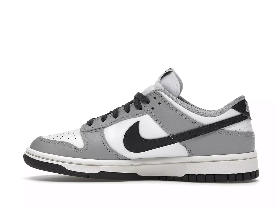 Фото № 4 с приближением к товару «‎Nike Dunk Low Light Smoke Grey »