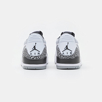 Фото № 3 с приближением к товару «‎Jordan Air Legacy 312 »