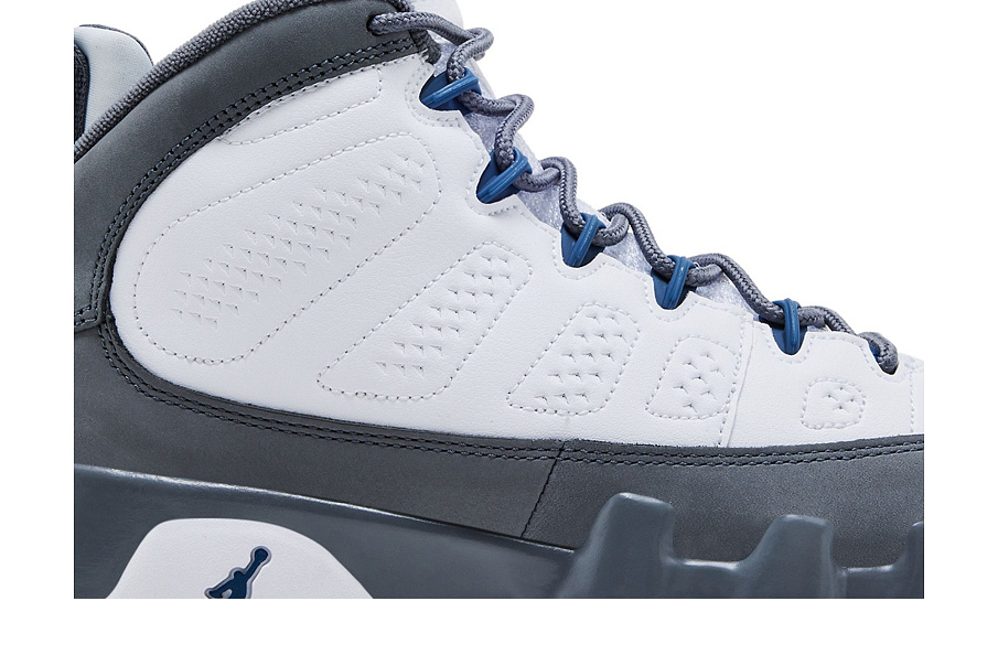 Фото № 3 с приближением к товару «‎Air Jordan 9 Retro GS Flint Grey 2026»