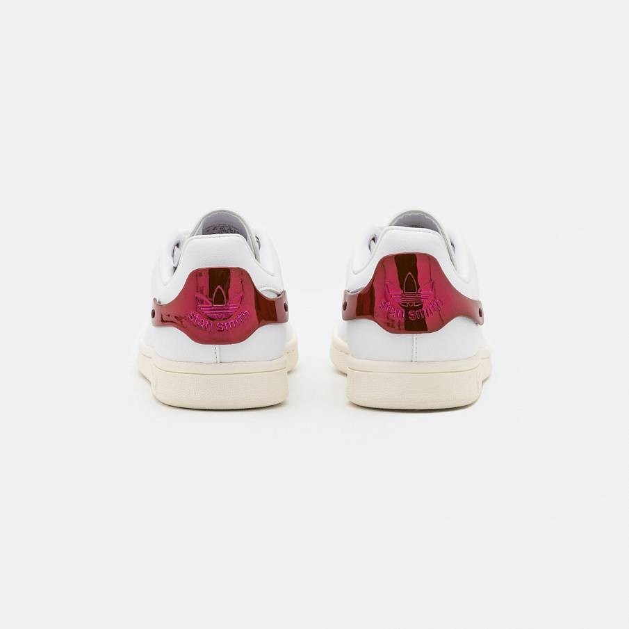 Фото № 4 с приближением к товару «‎Adidas Stan Smith »