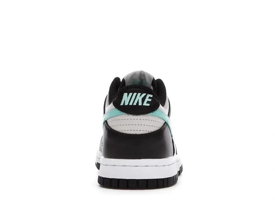Фото № 4 с приближением к товару «‎Nike Dunk Low»