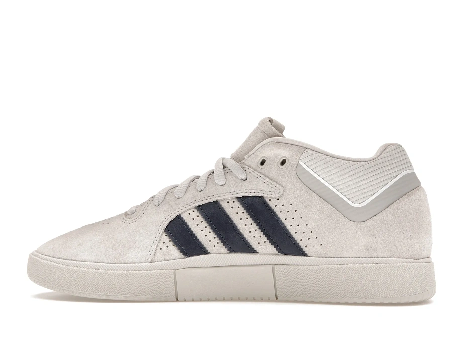 Фото № 5 с приближением к товару «‎adidas Tyshawn New York»