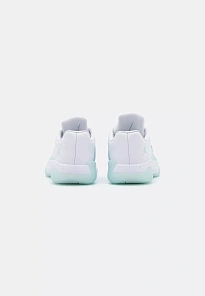 Фото № 4 с приближением к товару «‎WMNS AIR JORDAN 11 CMFT LOW»
