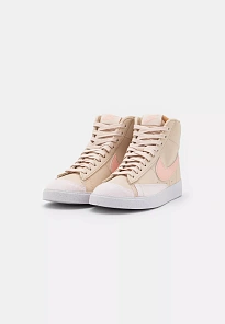 Фото № 4 с приближением к товару «‎W BLAZER MID 77 NEXT NATURE»