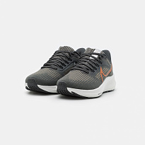 Фото № 2 с приближением к товару «‎Nike Air Zoom Pegasus 39»