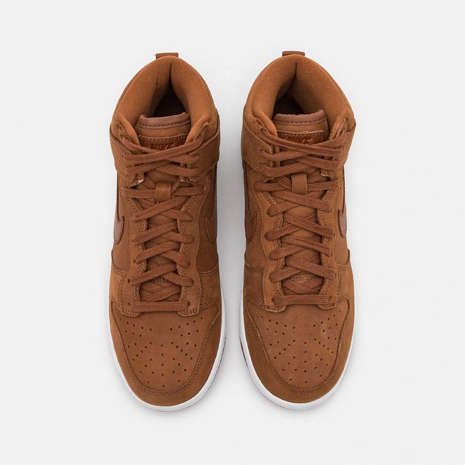Фото № 5 с приближением к товару «‎Nike Dunk »