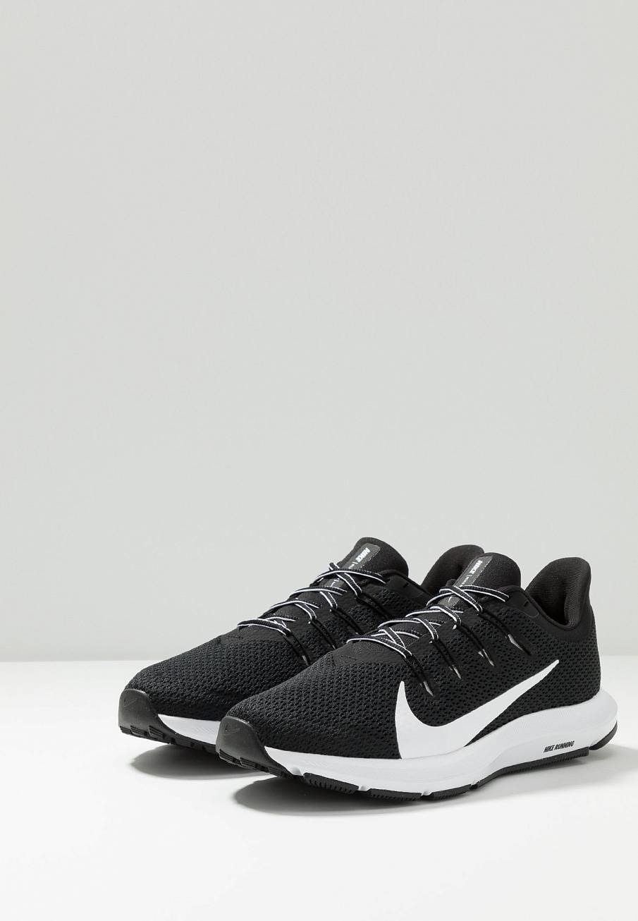 Фото № 3 с приближением к товару «‎Nike Quest 2»