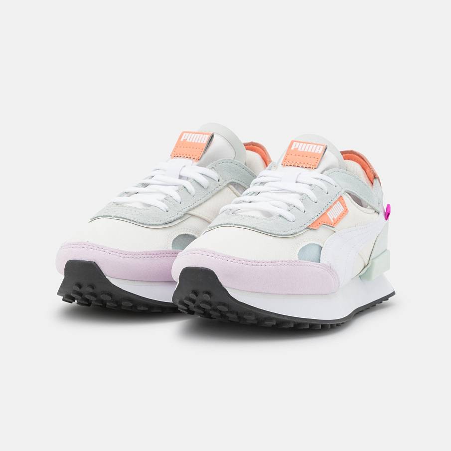 Фото № 5 с приближением к товару «‎Puma Future Rider »