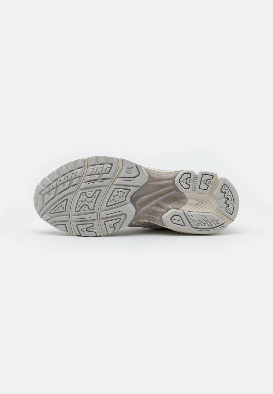 Фото № 5 с приближением к товару «‎Asics Gel Kayano 14 »