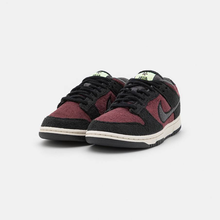 Фото № 3 с приближением к товару «‎Nike W Dunk SE CC »