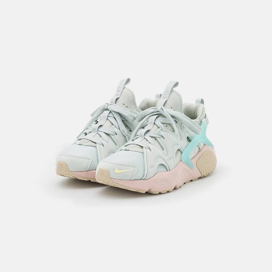 Фото № 2 с приближением к товару «‎Nike W Air Huarache »