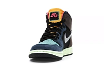 Фото № 3 с приближением к товару «‎Jordan 1 Retro High Tokyo Bio Hack»