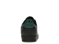 Фото № 4 с приближением к товару «‎adidas Superstar»
