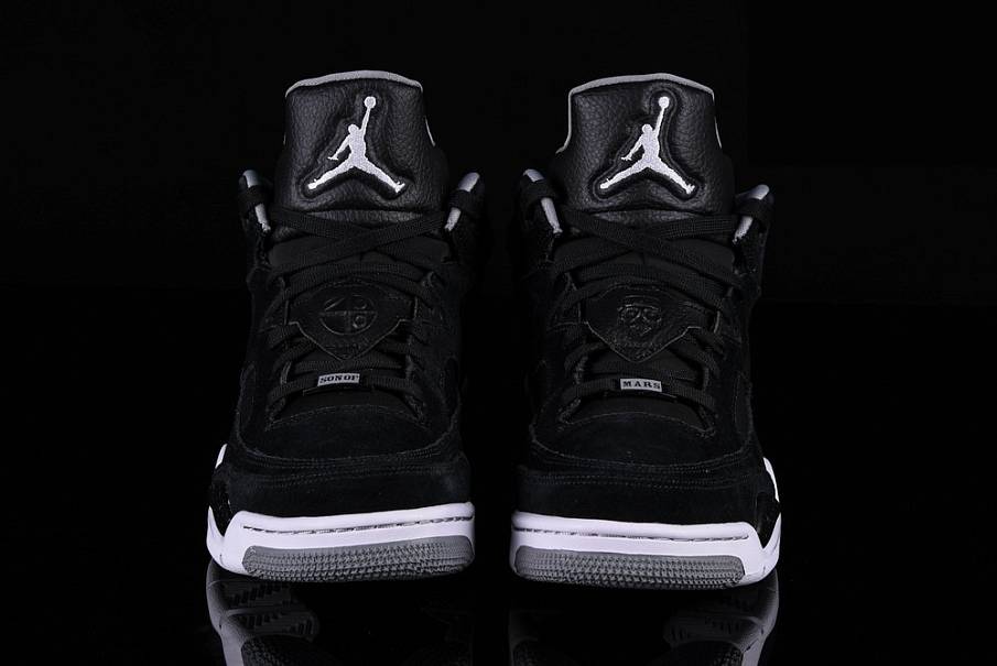 Фото № 4 с приближением к товару «‎Nike Air Jordan Son OF Oreo »