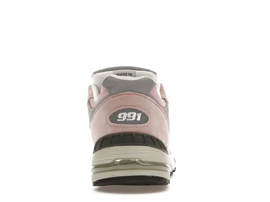 Фото № 4 с приближением к товару «‎New Balance 991»