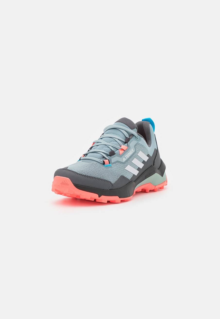Фото № 2 с приближением к товару «‎Кроссовки Adidas SPAD541A1UN-C11»