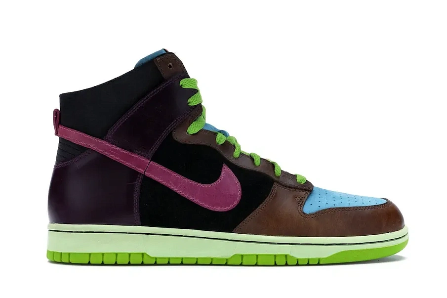 Фото № 1 с приближением к товару «‎Nike Dunk High Undefeated»
