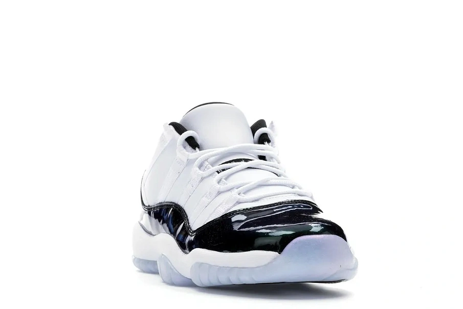 Фото № 3 с приближением к товару «‎Jordan 11 Retro Low Iridescent »