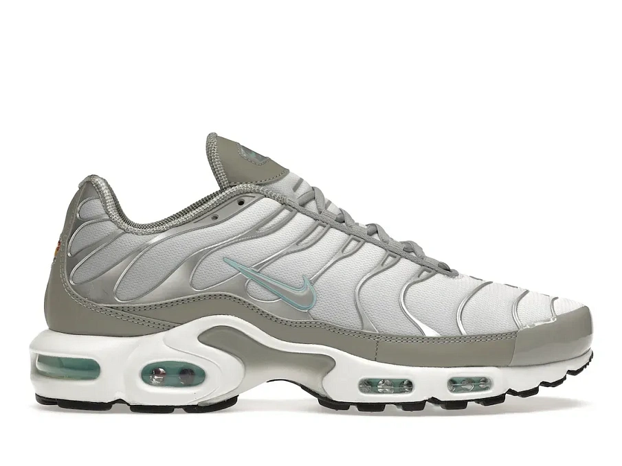 Фото № 1 с приближением к товару «‎Nike Air Max Plus Light Smoke Grey Glacier Ice»