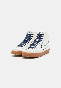 Фото № 4 с приближением к товару «‎BLAZER MID '77 PRM VRSTY»