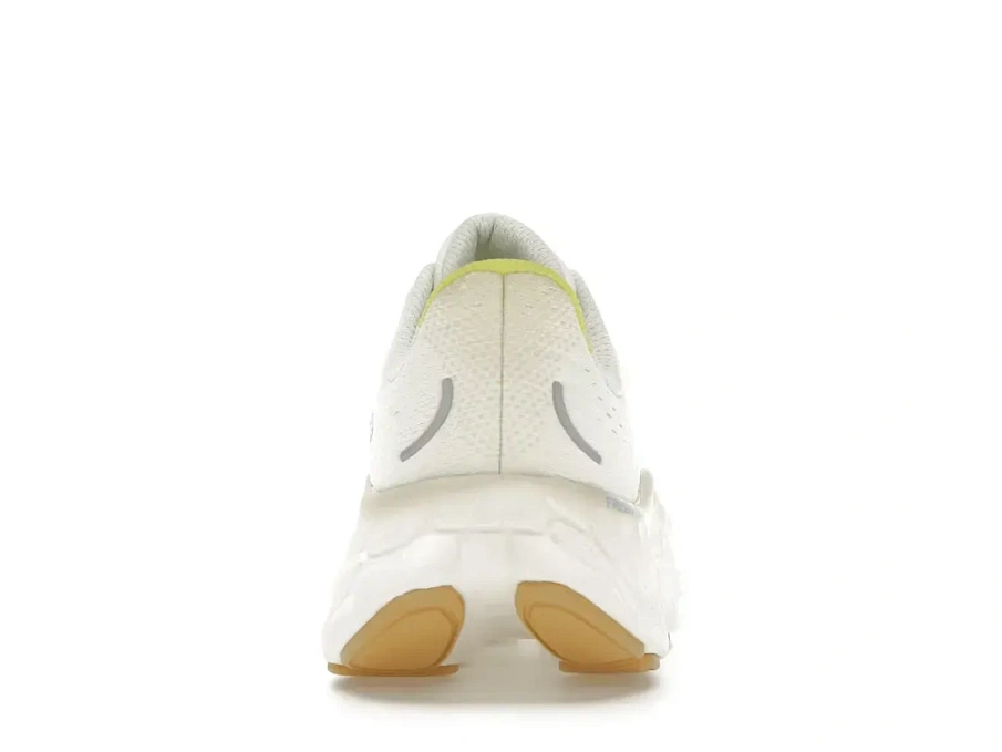 Фото № 4 с приближением к товару «‎New Balance Fresh Foam X More V4»