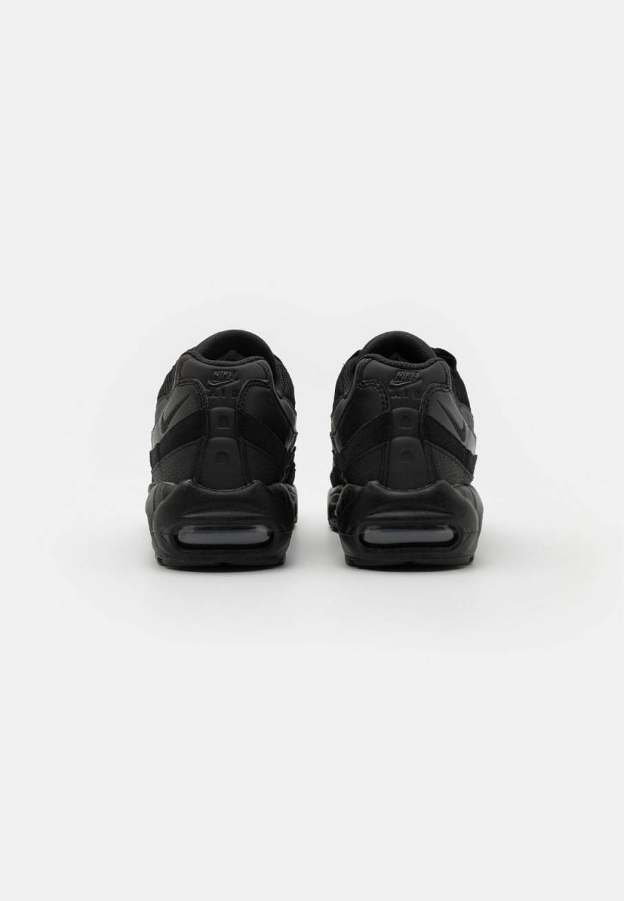 Фото № 2 с приближением к товару «‎Nike Air Max 95 Essential »